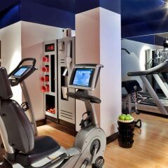 Отель Sofitel Lisbon Liberdade фитнесс-зал