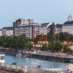 Отель Rooftop Suite Börse by Welcome2Vienna Вена городской автобус