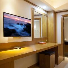 Chabana Kamala Hotel удобства в номере