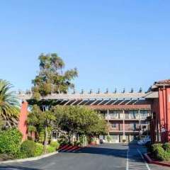 Отель Baymont by Wyndham Milpitas/San Jose парковка