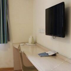 Отель 7Days Inn Zhengzhou Railway Station Middle Square удобства в номере