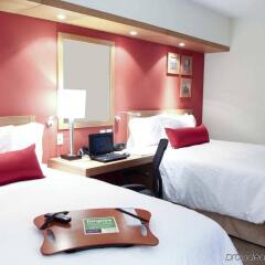 Отель Hampton Inn by Hilton/ GuadalajaraExpo детские мероприятия