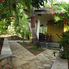 Traveller's Home Hotel фото 12