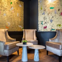 Отель Hôtel La Comtesse гостиничный бар