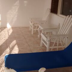 Отель Treasure Bay Guesthouse Треже-Бич с домашними животными