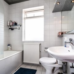 Apartment H43 in Reykjavik, Iceland from 371$, photos, reviews - zenhotels.com bathroom