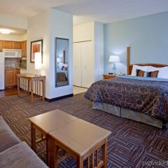 Отель Staybridge Suites Minneapolis-Bloomington Блумингтон комната для гостей фото 2