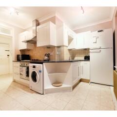 Отель Bright and Spacious Flat in London - Sleeps 4 в номере