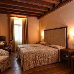 Отель Palazzo Selvadego Италия, Венеция - 1 отзыв об отеле, цены и фото номеров - забронировать отель Palazzo Selvadego онлайн сейф в номере