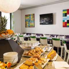 Отель Hôtel Paris Louis Blanc - Paris 10 питание
