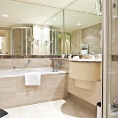 Отель Le Châtelain Бельгия, Брюссель - отзывы, цены и фото номеров - забронировать отель Le Châtelain онлайн ванная