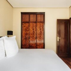 Отель Villa Real Hotel Испания, Мадрид - 12 отзывов об отеле, цены и фото номеров - забронировать отель Villa Real Hotel онлайн сейф в номере