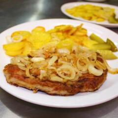 lian Family Hotel & Restaurant питание