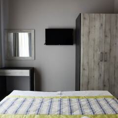 Апартаменты Paramithi Luxury Apartments сейф в номере