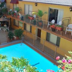Отель Hollywood Downtowner Inn США, Лос-Анджелес - отзывы, цены и фото номеров - забронировать отель Hollywood Downtowner Inn онлайн
