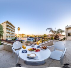 Hotel Puente Real с домашними животными