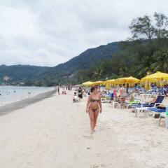 @Home Boutique Hotel Patong пляж