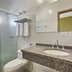 Отель Plaza Ecoresort Capivari ванная