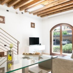 Отель Residence Le Bugne Италия, Ноале - отзывы, цены и фото номеров - забронировать отель Residence Le Bugne онлайн комната для гостей