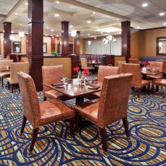 Отель Crowne Plaza Cleveland South-Independence интерьер отеля фото 3