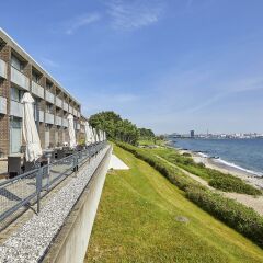 Отель Helnan Marselis Hotel Дания, Орхус - отзывы, цены и фото номеров - забронировать отель Helnan Marselis Hotel онлайн пляж фото 2
