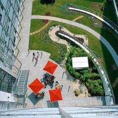 Hotel Novotel Suites Wien City Donau бассейн