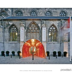 Отель Kruisherenhotel Maastricht Маастрихт с домашними животными