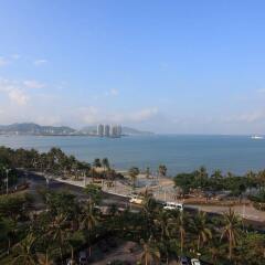 Sanya Golden Phoenix Sea View Hotel пляж фото 2