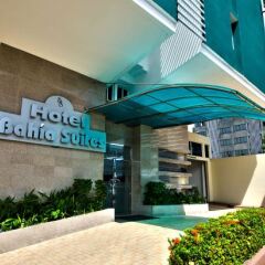 Hotel Bahia Suites парковка