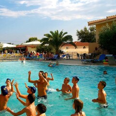 Отель Village Mare Греция, Метаморфоси - отзывы, цены и фото номеров - забронировать отель Village Mare онлайн бассейн