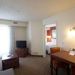 Отель Residence Inn by Marriott Columbus Polaris комната для гостей фото 5
