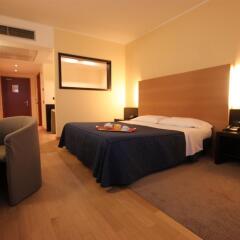 Residence Golf Hotel Опера сейф в номере