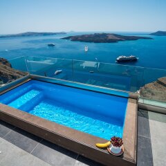 Отель Kratiras View Luxury Suites бассейн фото 3