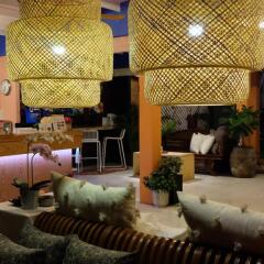 Отель Issara House Bangkok