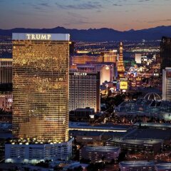 Отель Trump International Hotel Las Vegas США, Лас-Вегас - отзывы, цены и фото номеров - забронировать отель Trump International Hotel Las Vegas онлайн городской автобус