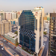 Отель Crowne Plaza Abu Dhabi балкон