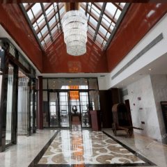 Отель Dongshan Yiguan Hotel Китай, Сучжоу - отзывы, цены и фото номеров - забронировать отель Dongshan Yiguan Hotel онлайн интерьер отеля
