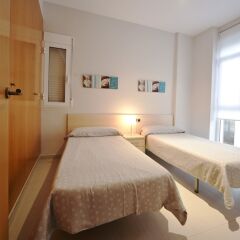 Отель Realrent Marina Real (ex. Realrent Avenida Del Puerto) Валенсия комната для гостей фото 4