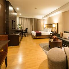Legacy Suites Hotel Sukhumvit by Compass Hospitality 4* Стандартный номер с разными типами кроватей фото 2