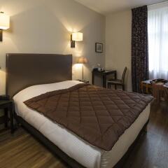 Hotel The Originals des Princes Strasbourg Centre (ex Qualys-Hotel) сейф в номере
