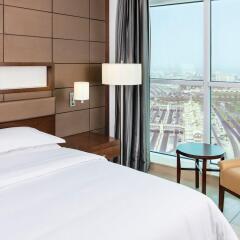 Отель Four Points by Sheraton Sharjah комната для гостей фото 2