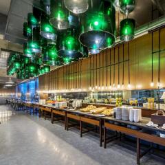 Отель Bangkok Cha-Da Hotel Таиланд, Бангкок - отзывы, цены и фото номеров - забронировать отель Bangkok Cha-Da Hotel онлайн питание фото 2