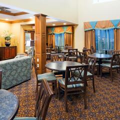 Отель Holiday Inn Express & Suites Somerset Central питание