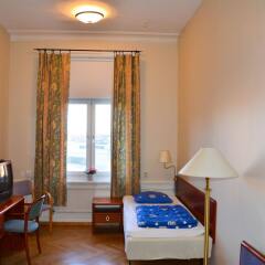 Отель STF Hostel Karlstad Швеция, Карлстад - отзывы, цены и фото номеров - забронировать отель STF Hostel Karlstad онлайн комната для гостей фото 2