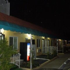 Отель Southern Motel США, Южные ворота - отзывы, цены и фото номеров - забронировать отель Southern Motel онлайн парковка