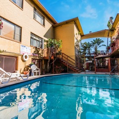 Отель Hollywood Downtowner Inn США, Лос-Анджелес - отзывы, цены и фото номеров - забронировать отель Hollywood Downtowner Inn онлайн бассейн