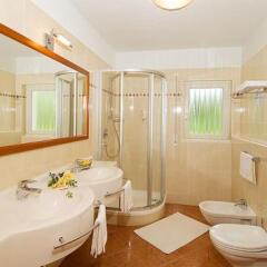 Hotel Eichenhof Тироло ванная фото 2