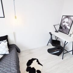 Отель M11 Outstanding Apartment with Balcony Польша, Варшава - отзывы, цены и фото номеров - забронировать отель M11 Outstanding Apartment with Balcony онлайн комната для гостей