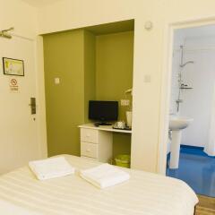 Отель Palmers Lodge Hillspring At Willesden Green Великобритания, Лондон - 2 отзыва об отеле, цены и фото номеров - забронировать отель Palmers Lodge Hillspring At Willesden Green онлайн удобства в номере фото 2