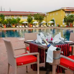 Отель The LaLiT Golf & Spa Resort Goa бассейн фото 3